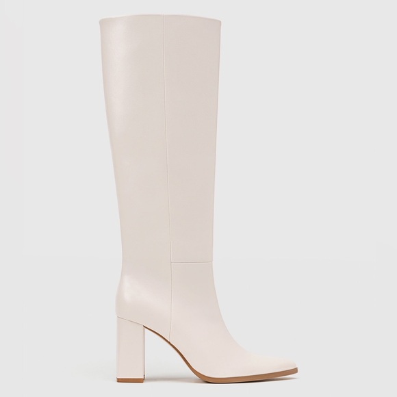 New Stradivarius heeled boots - Picture 1 of 5